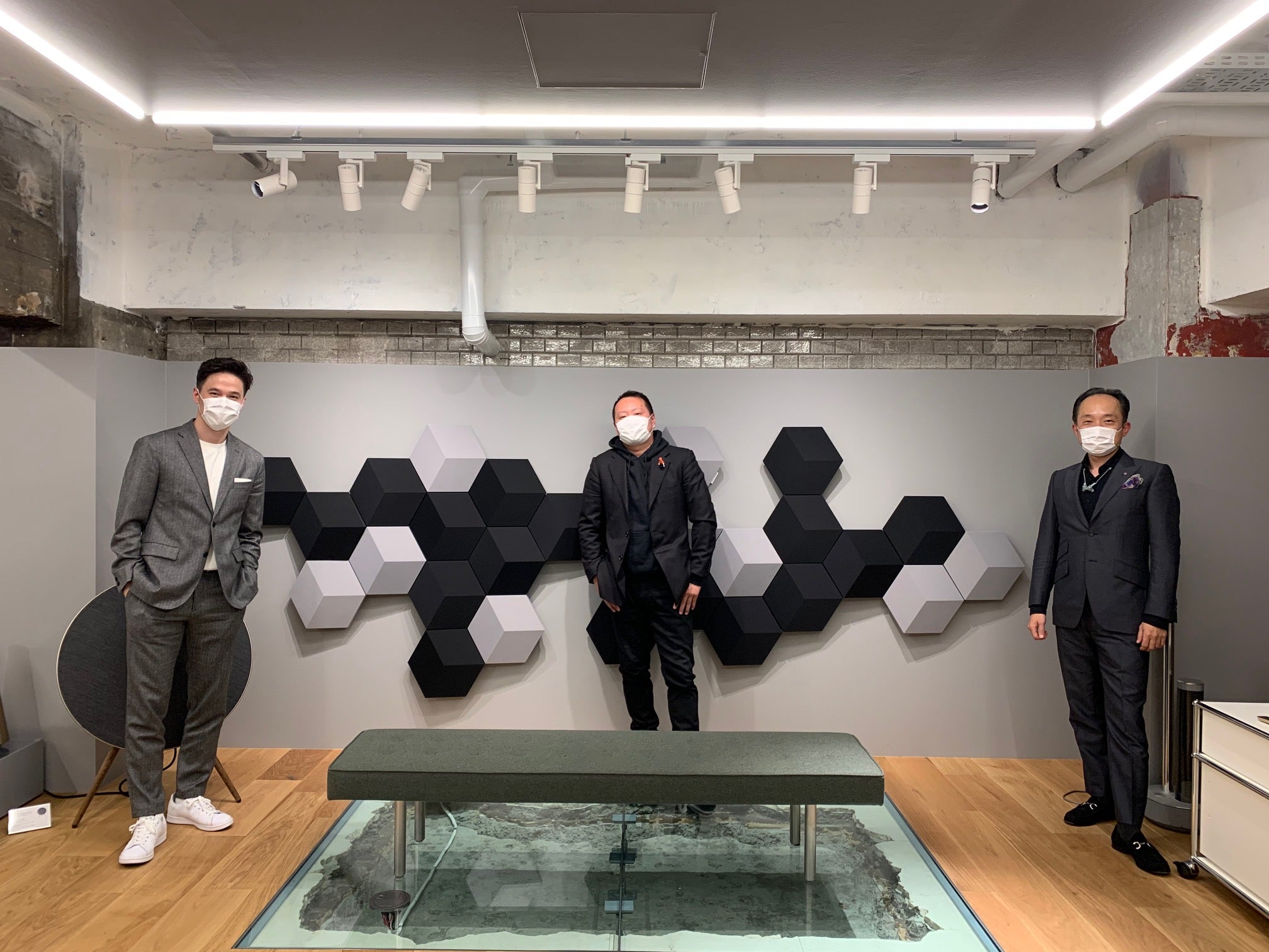 銀座ストア発ラジオ番組 5月のゲスト、OAスケジュール