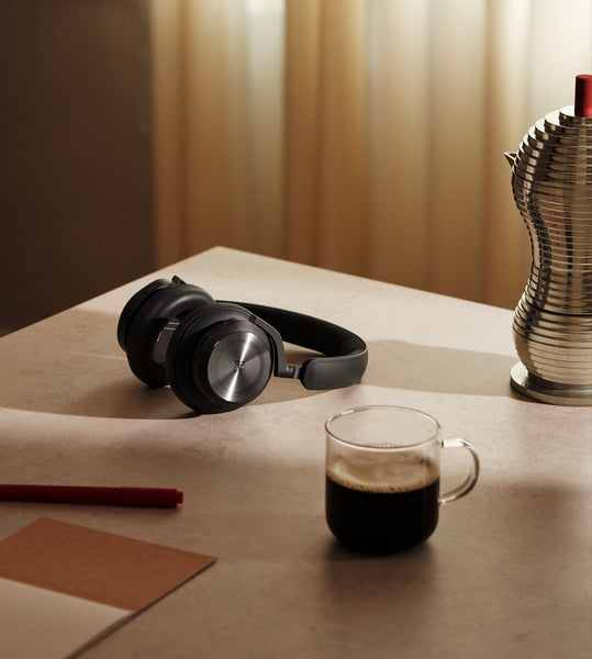 Headphones – Bang & Olufsen 正規輸入販売代理店 / K.K. The Headphones – Bang & Olufsen 正規輸入販売代理店 / K.K. The