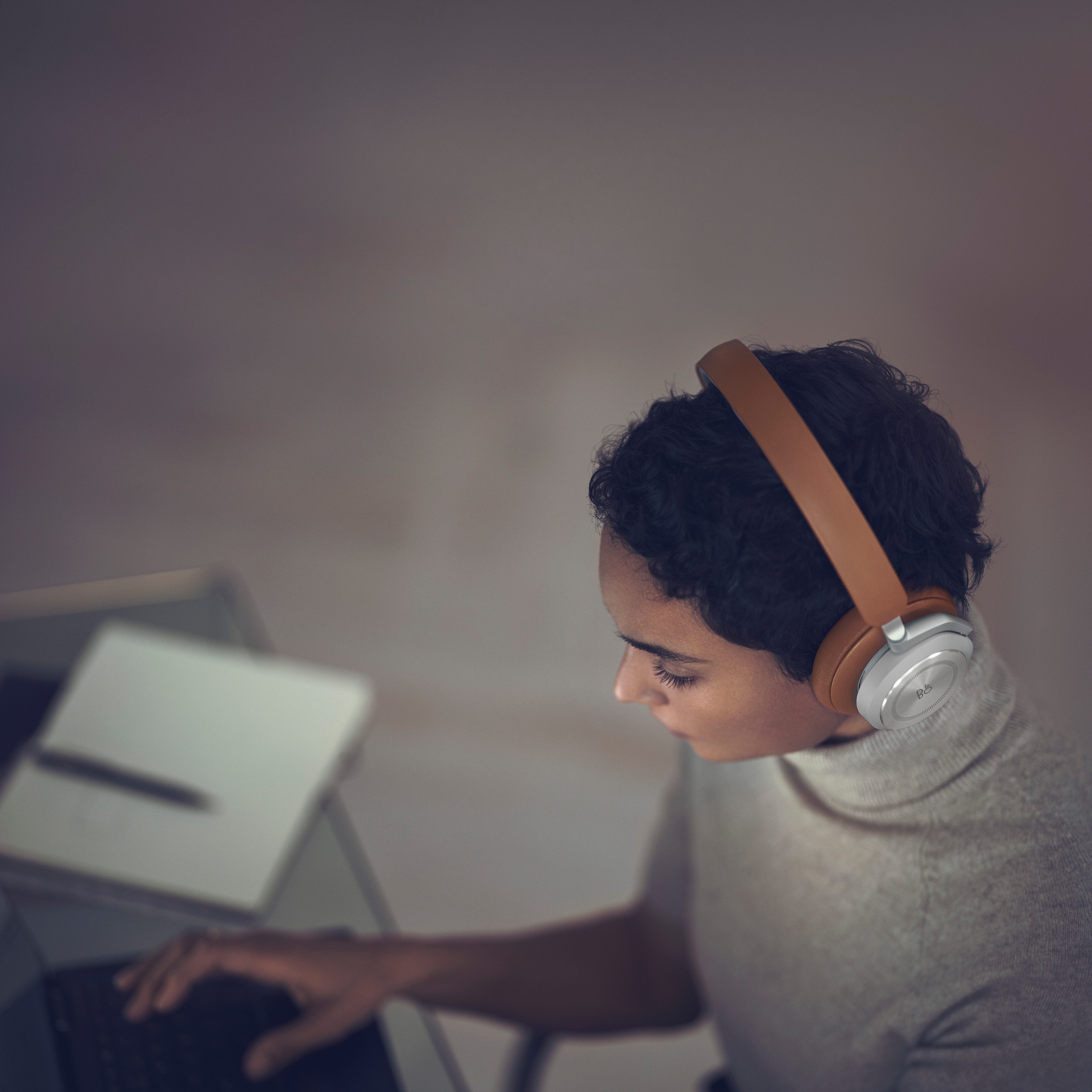 Beoplay HX