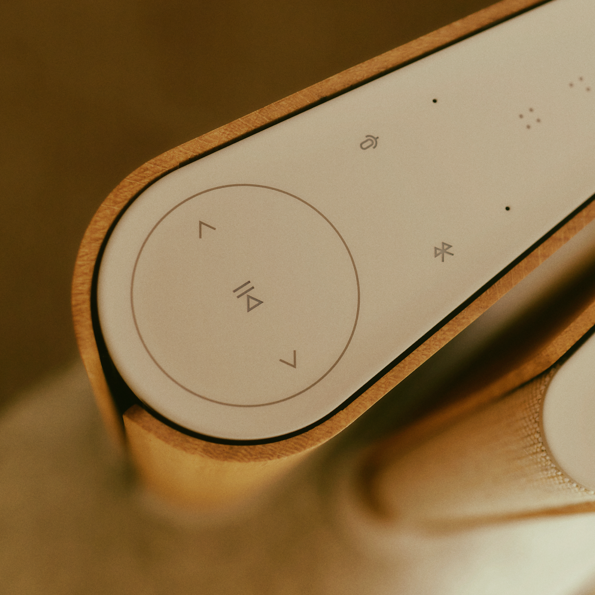 Beosound Emerge