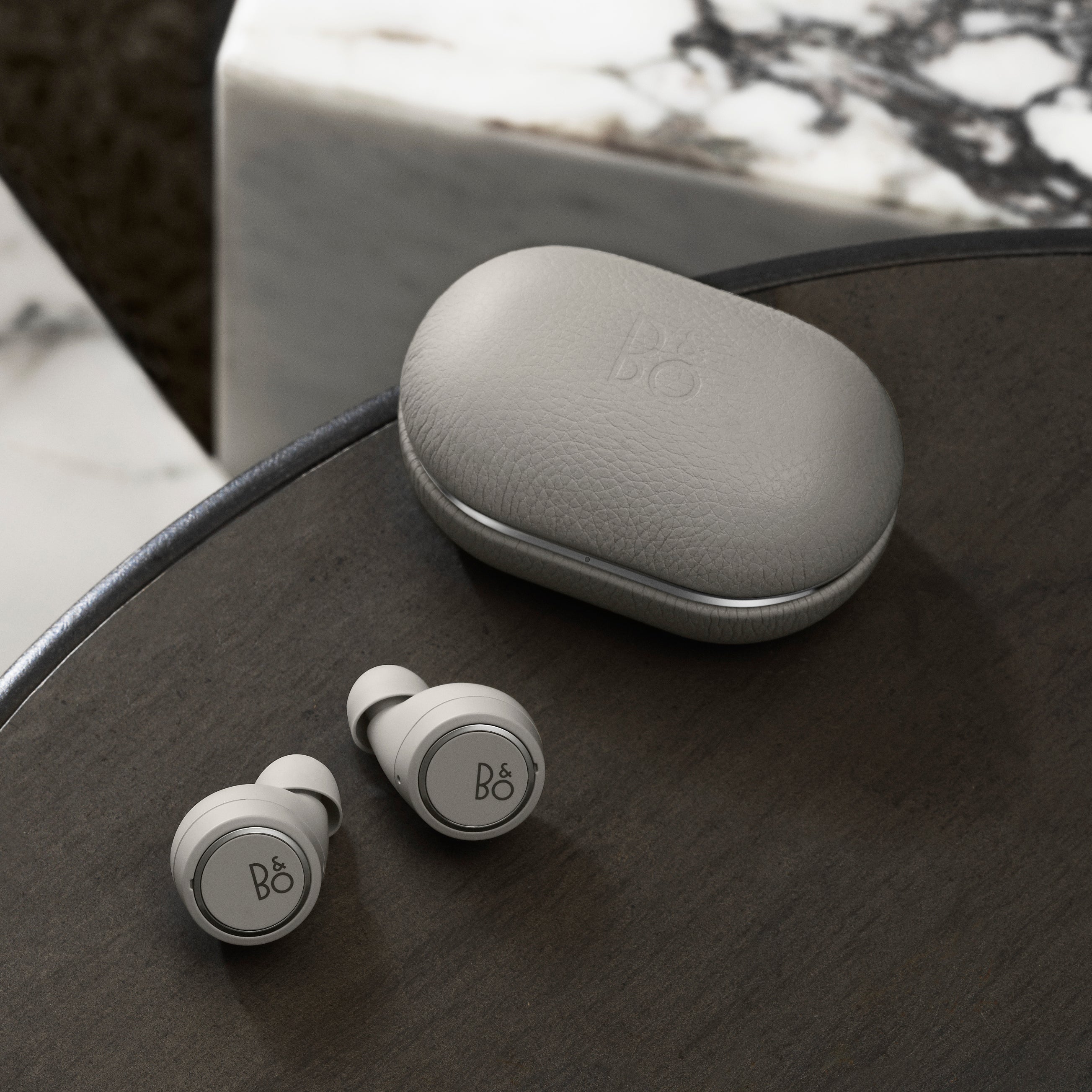 【伊勢丹新宿店】待望の新色！Beoplay E8 3rd Grey Mist販売開始！