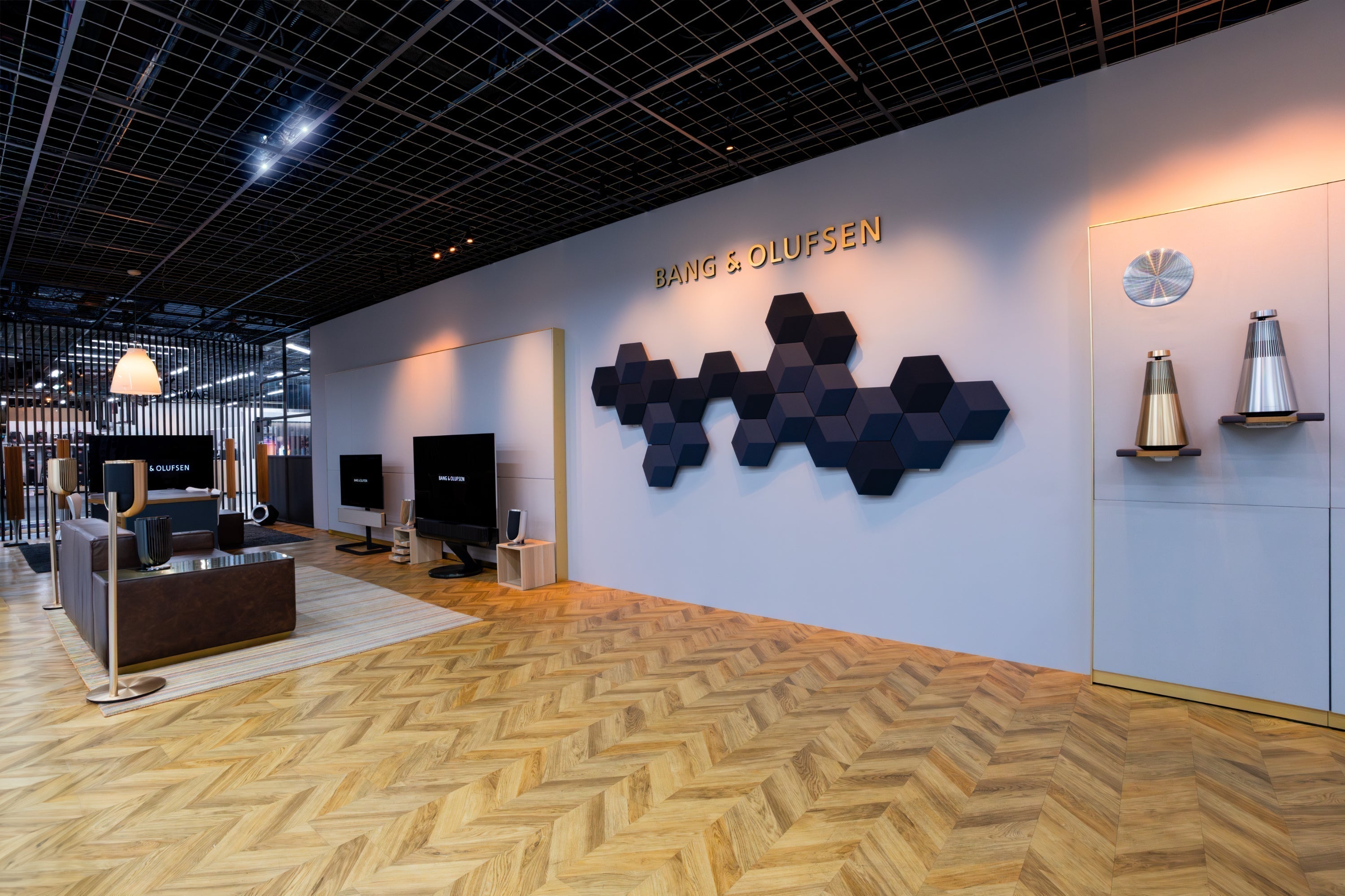 Bang & Olufsen Akihabara 閉店のお知らせ