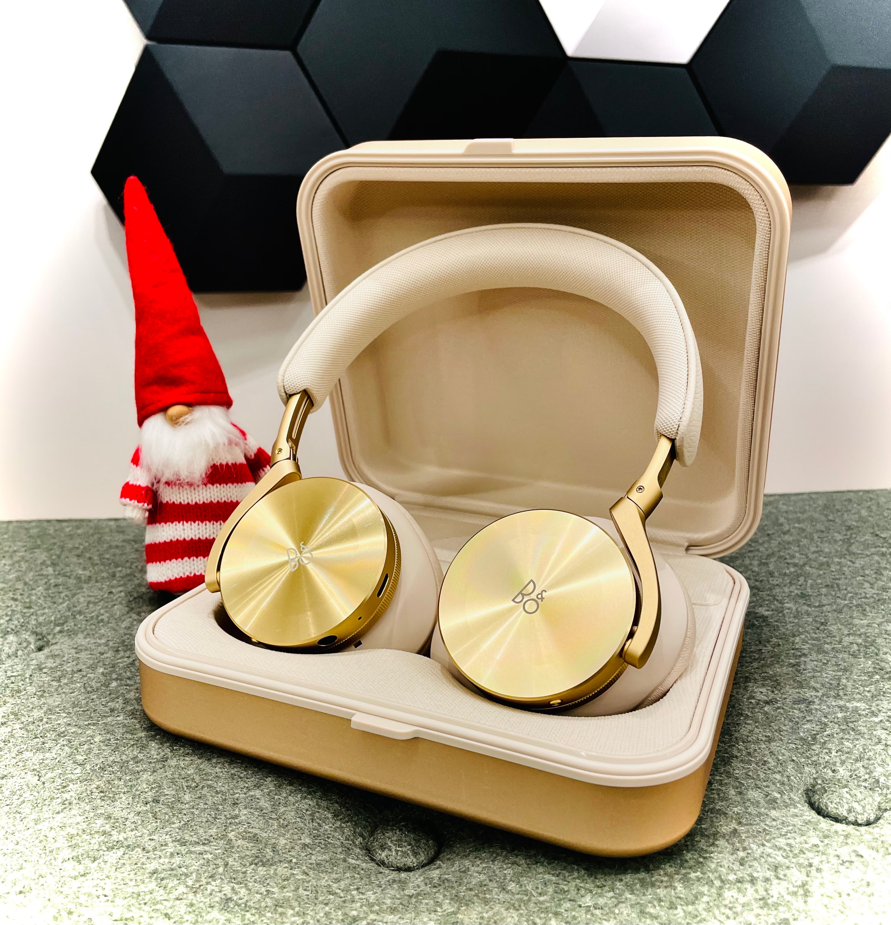 【Beoplay H95 Gold Tone】12月17日新発売