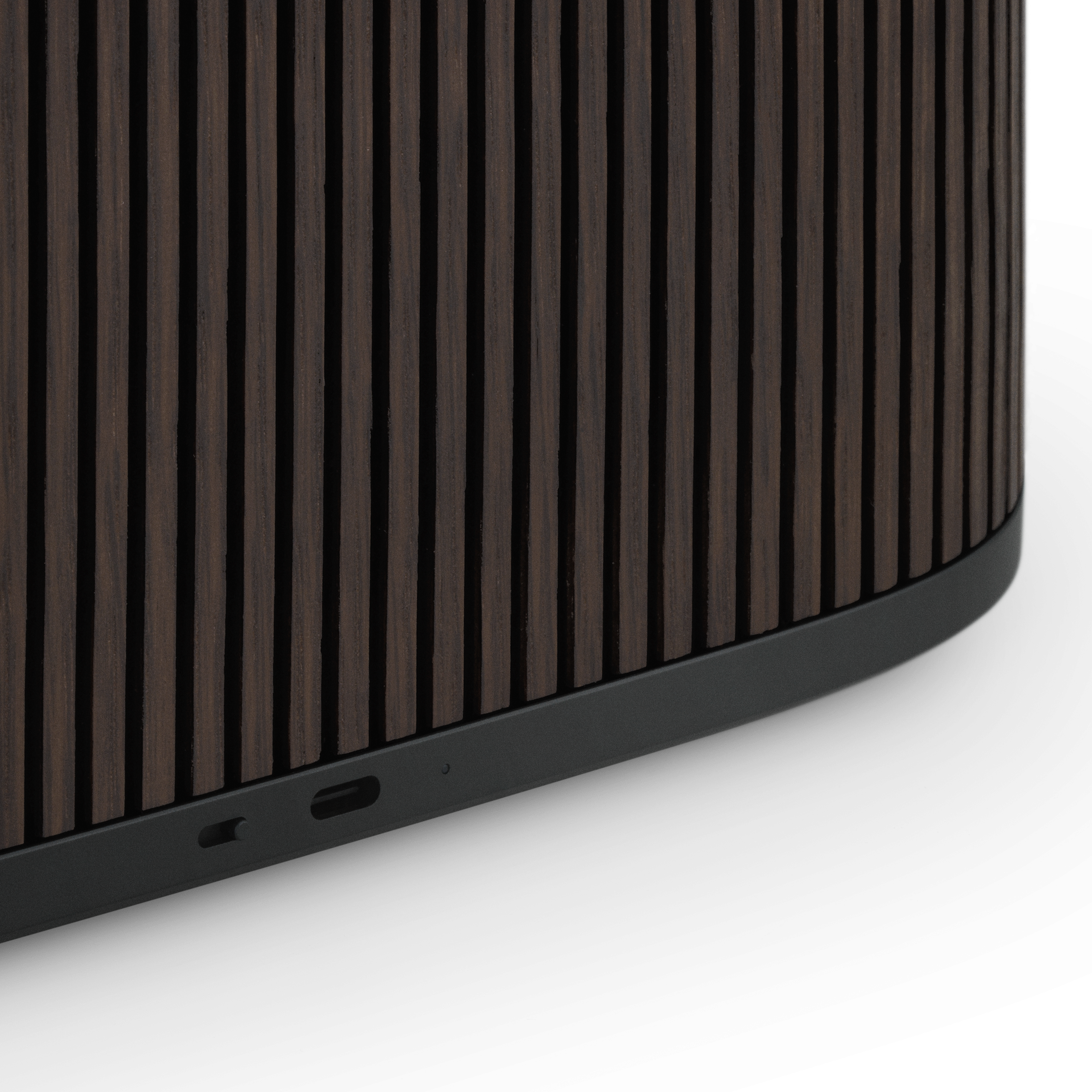 Beosound A5